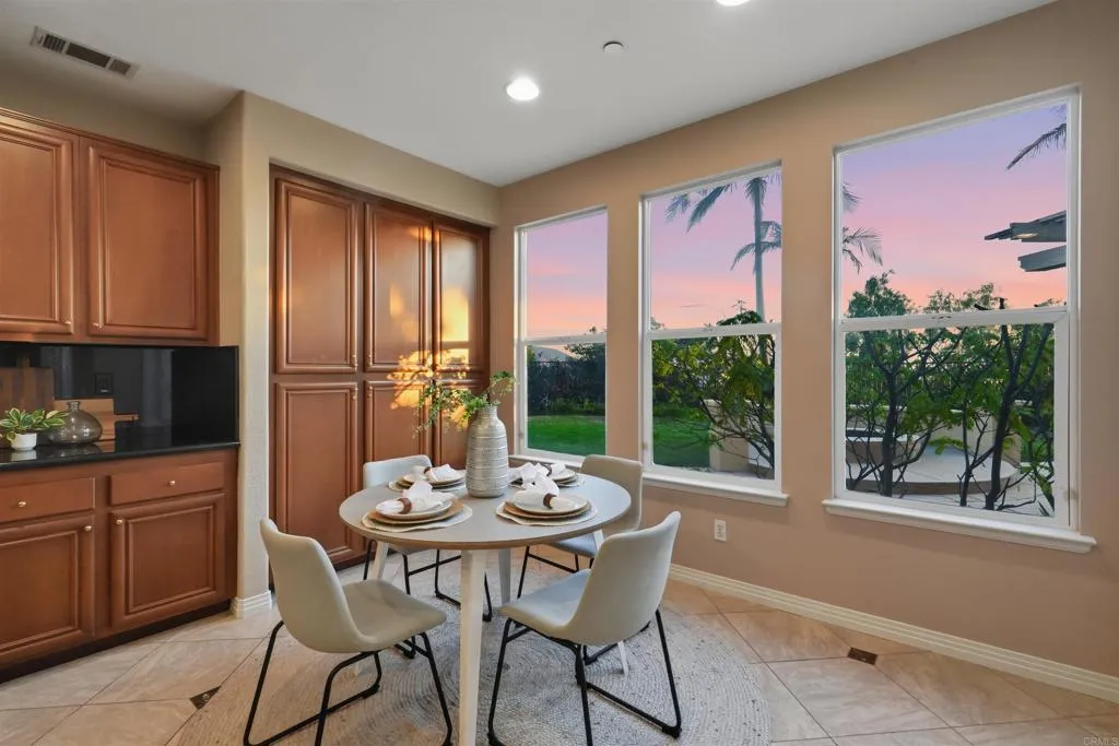 https://cdn.realtyfeed.com/cdn/127/306771493/027cb13a18566719e3dd46bdb1a87b1e.webp