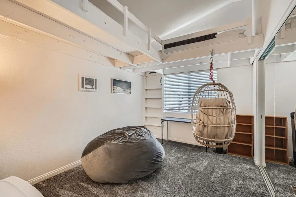 https://cdn.realtyfeed.com/cdn/127/306771497/303e000d888cbb90ff1b9f2fdc36b545.webp