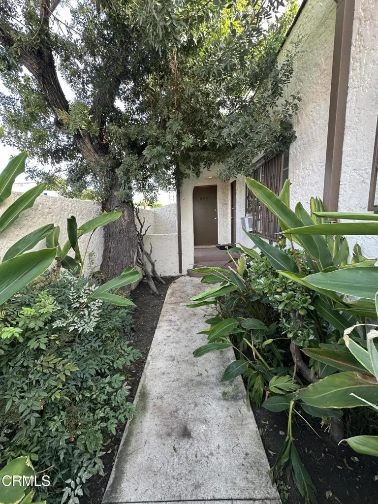 638 N Vista Street, Los Angeles, CA 90036 - Photo 2 of 14, Los Angeles, CA