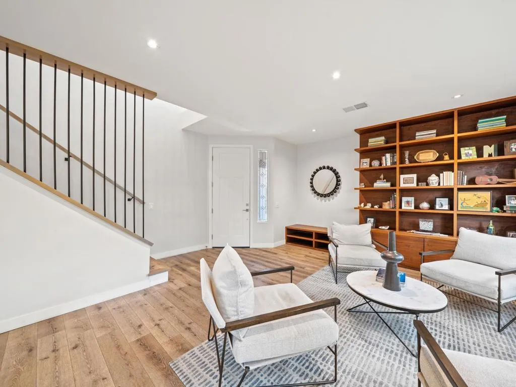 https://cdn.realtyfeed.com/cdn/127/306771515/74039b5fd1ff122e874f87df5e6e3c2b.webp