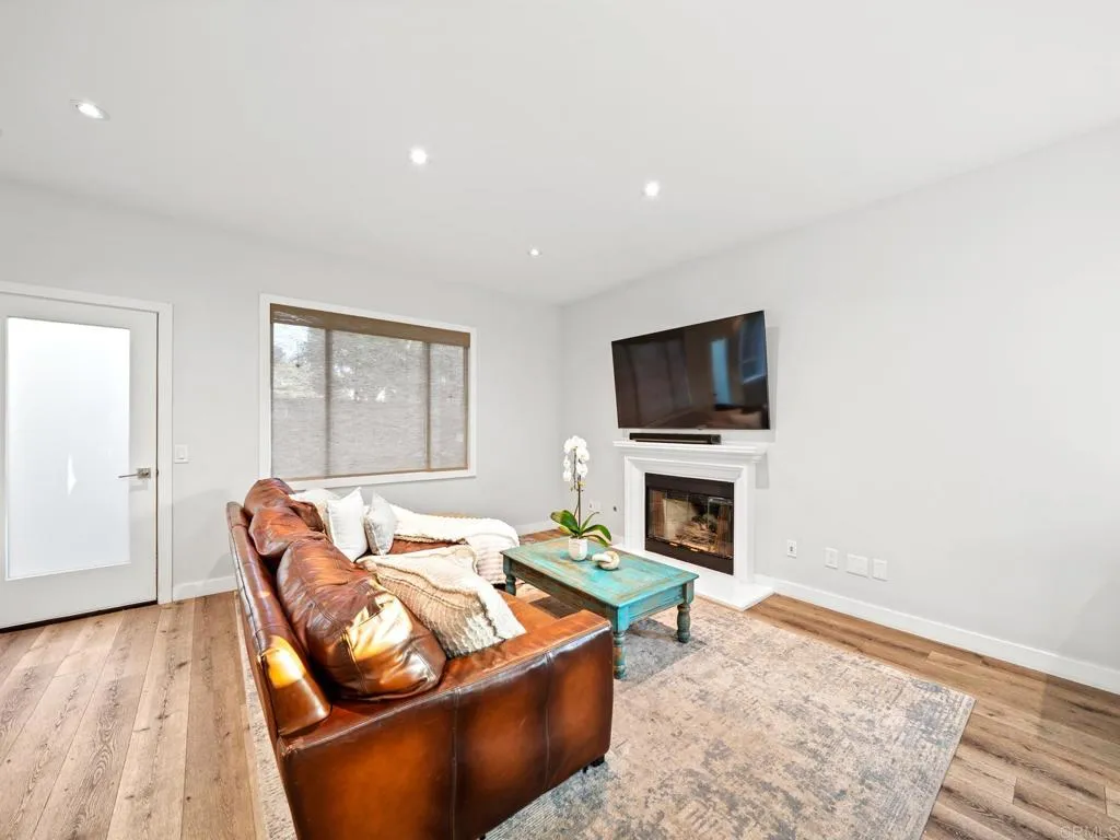https://cdn.realtyfeed.com/cdn/127/306771515/b01b15cb91fbe8d16565e22044103a2e.webp