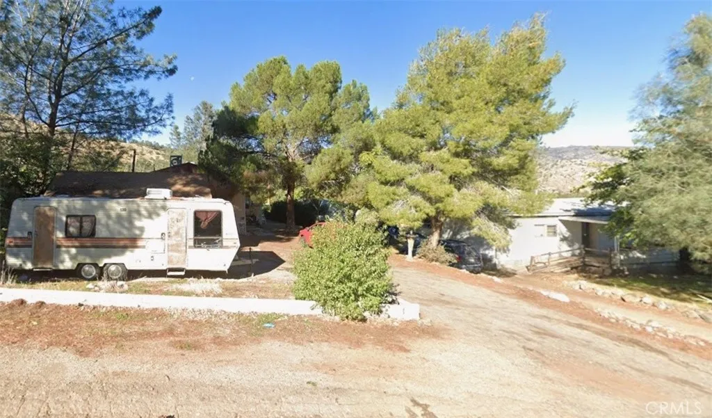 202 Salaine, Bodfish, CA 93205 - Photo 2 of 8, Bodfish, CA