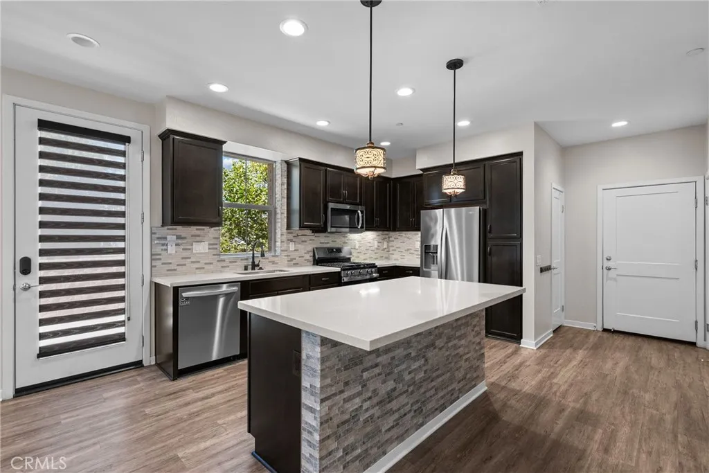 105 Red Brick, Simi Valley, CA 93065 - Photo 4 of 53, Simi Valley, CA