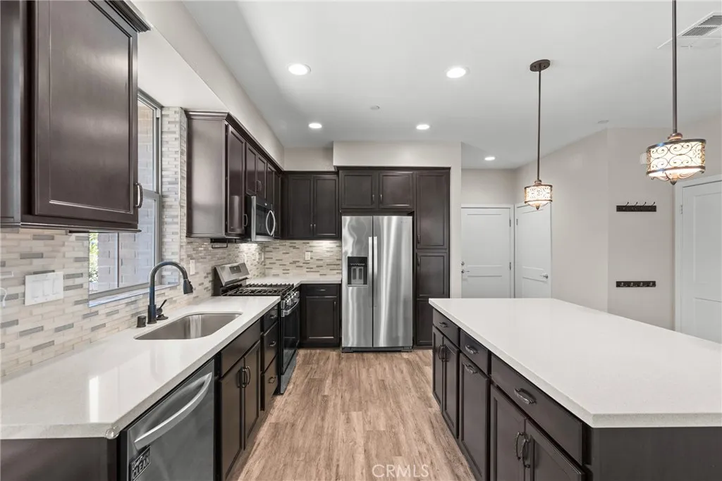 105 Red Brick, Simi Valley, CA 93065 - Photo 3 of 53, Simi Valley, CA