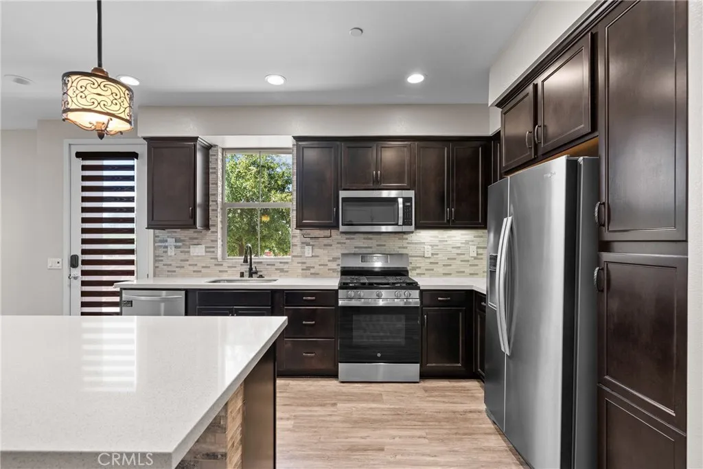 105 Red Brick, Simi Valley, CA 93065 - Main photo, Simi Valley, CA