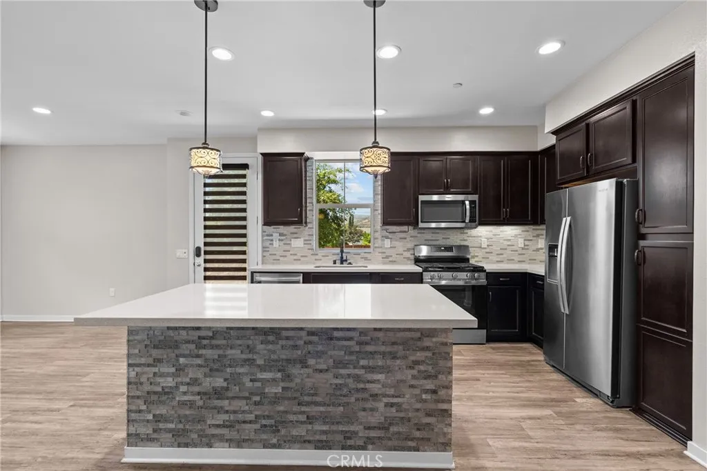 105 Red Brick, Simi Valley, CA 93065 - Photo 2 of 53, Simi Valley, CA
