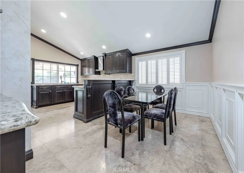 1122 S Peregrine Place, Anaheim, CA 92806 - Photo 5 of 28, Anaheim, CA