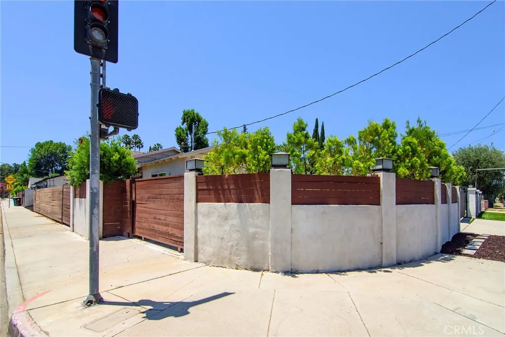 22602 Victory Boulevard, Woodland Hills, CA 91367 - Photo 2 of 25, Woodland Hills, CA