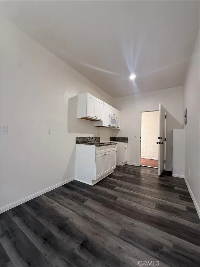 2001 Cedar Avenue Unit 13, Long Beach, CA 90806 - Photo 2 of 8, Long Beach, CA