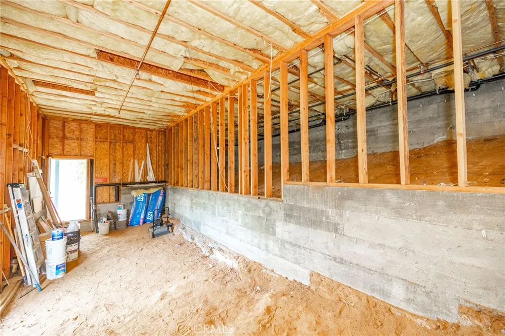 https://cdn.realtyfeed.com/cdn/127/306771621/61f75a73b598e28ded2e4bb5577e9176.webp