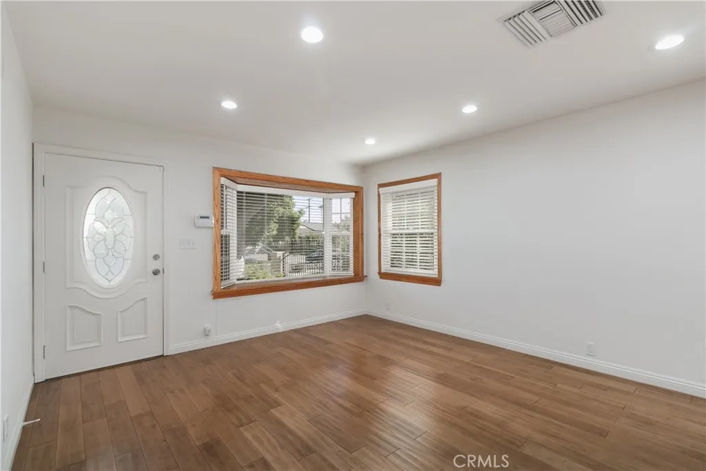 6313 Bluebell Avenue, North Hollywood, CA 91606 - Photo 3 of 21, North Hollywood, CA