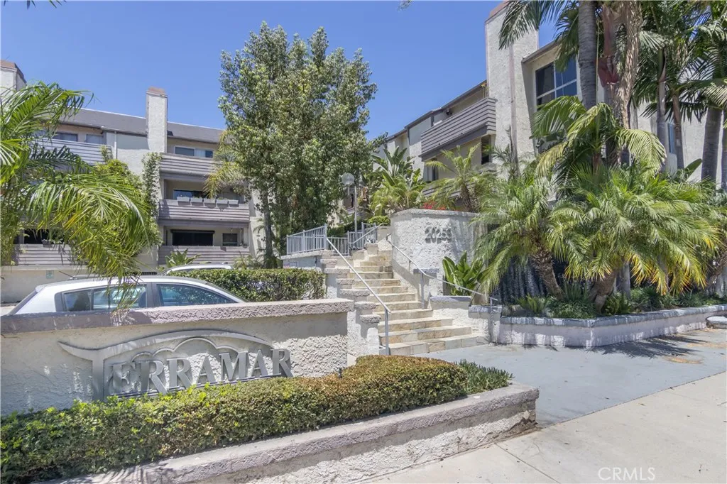 20253 Keswick Street Unit 318, Winnetka, CA 91306 - Photo 2 of 20, Winnetka, CA