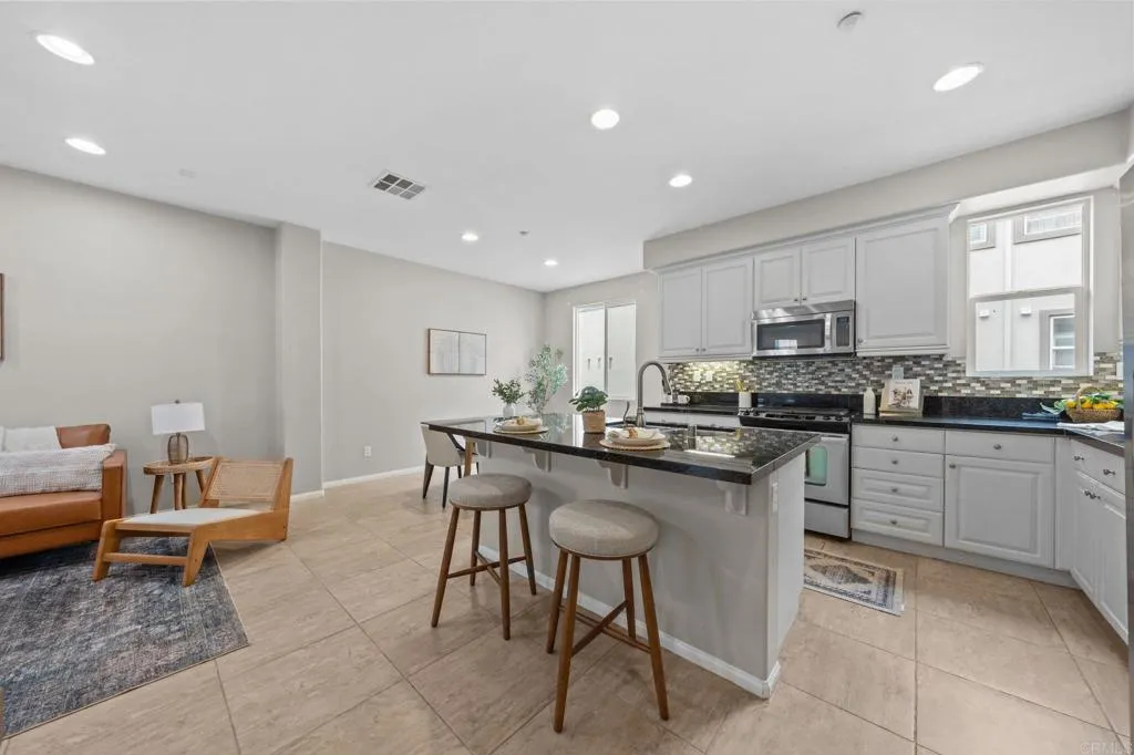 Photo #7: PTP2605452 Listing: Photo #7