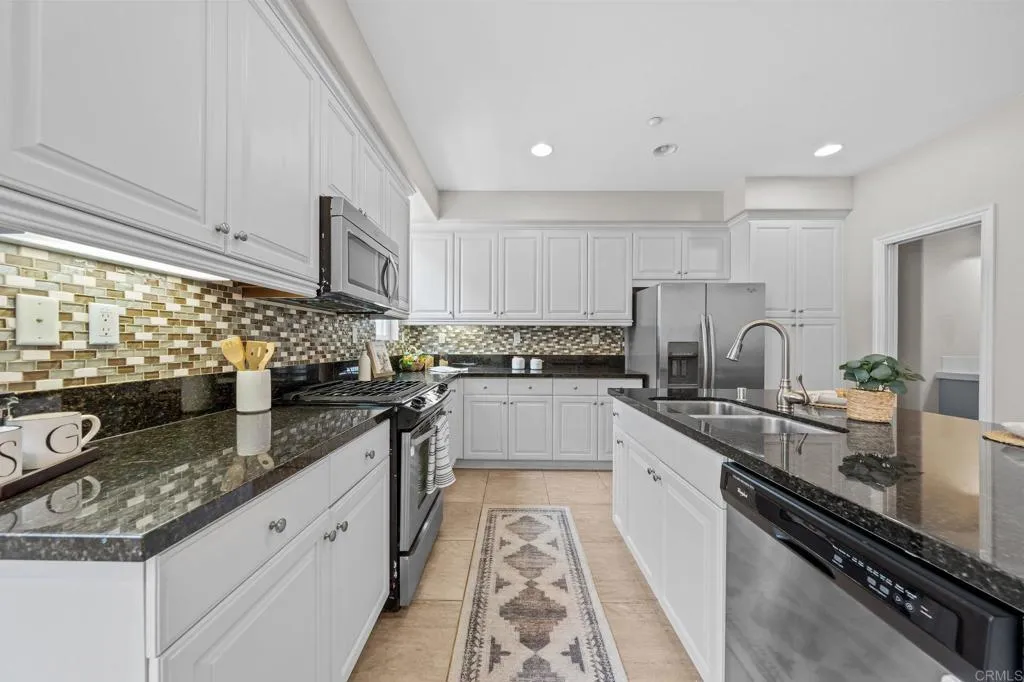 Photo #11: PTP2605452 Listing: Photo #11