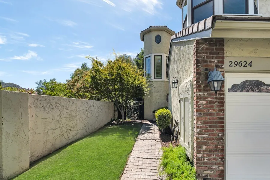 29624 Windsong, Agoura Hills, CA 91301 - Photo 3 of 49, Agoura Hills, CA