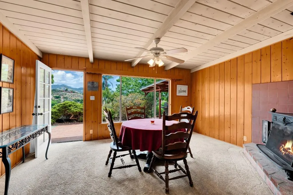 https://cdn.realtyfeed.com/cdn/127/306771711/368672c9ac19289660f7c8117be2a14e.webp