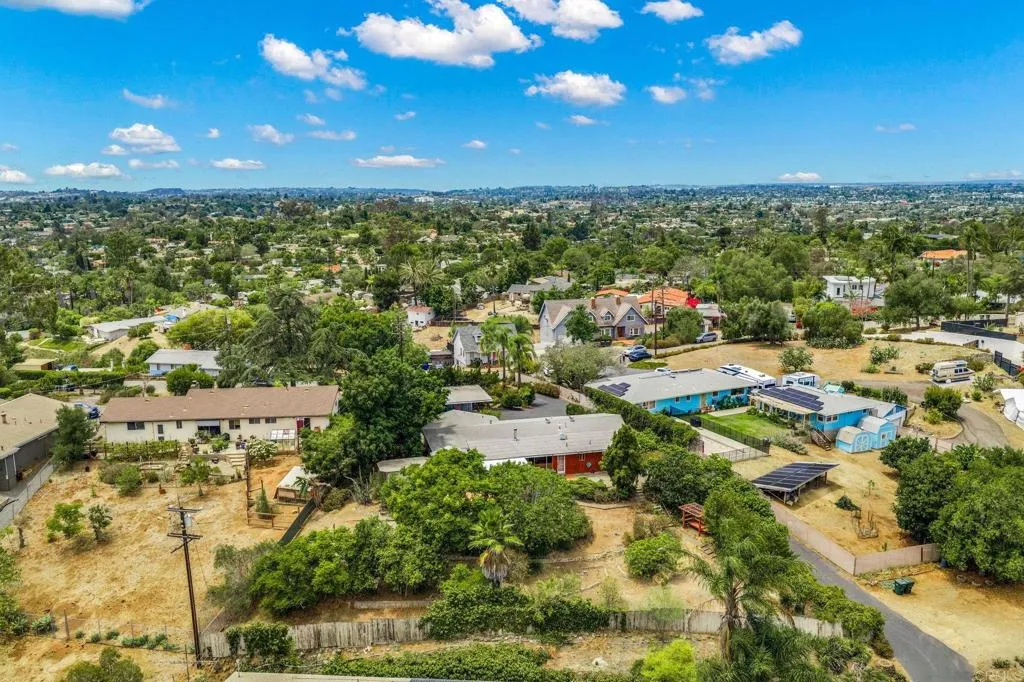 https://cdn.realtyfeed.com/cdn/127/306771711/4e847e4224ee2965c5d5e325628dfe24.webp