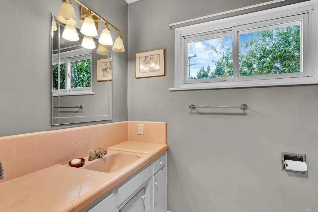 https://cdn.realtyfeed.com/cdn/127/306771711/58a75845d2a60dbc8e588ba238f3768c.webp