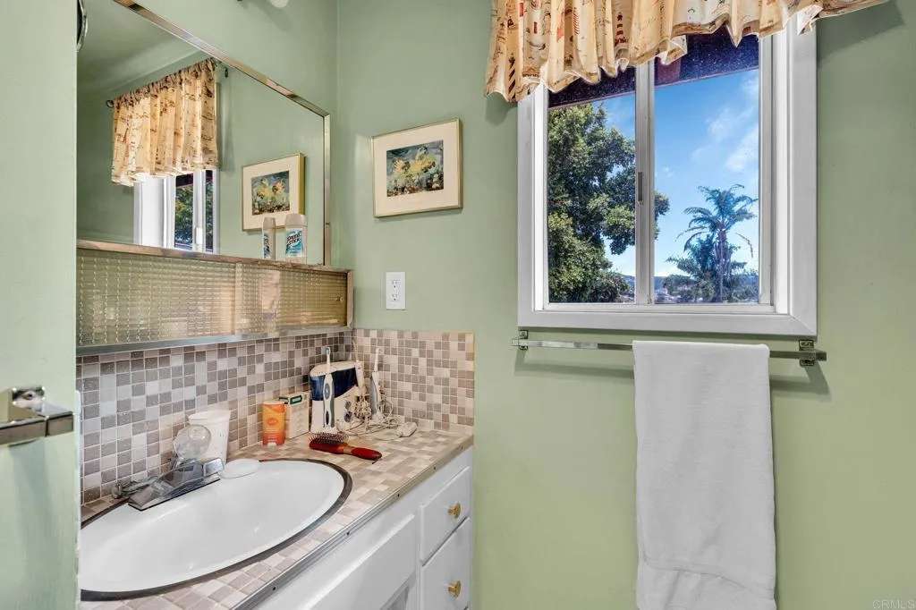 https://cdn.realtyfeed.com/cdn/127/306771711/b8f2fde9ad8ad19cc901b6e446a888e9.webp