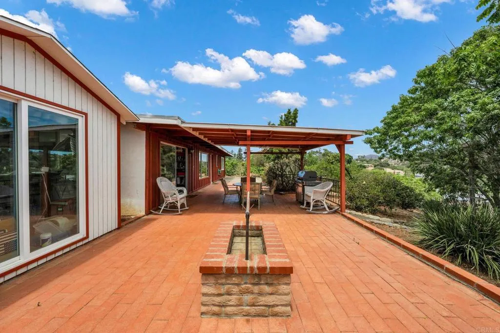 https://cdn.realtyfeed.com/cdn/127/306771711/c380d45c55d6e29477c6a93b13e477d2.webp