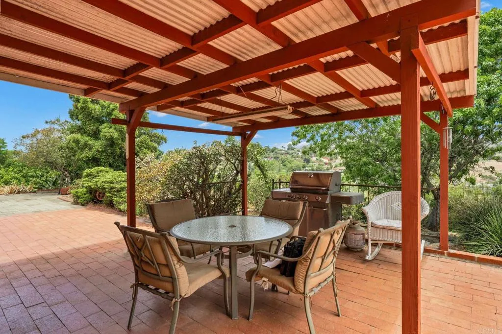 https://cdn.realtyfeed.com/cdn/127/306771711/c4b56b7c05fcfa6fb5054c6aab0199d2.webp