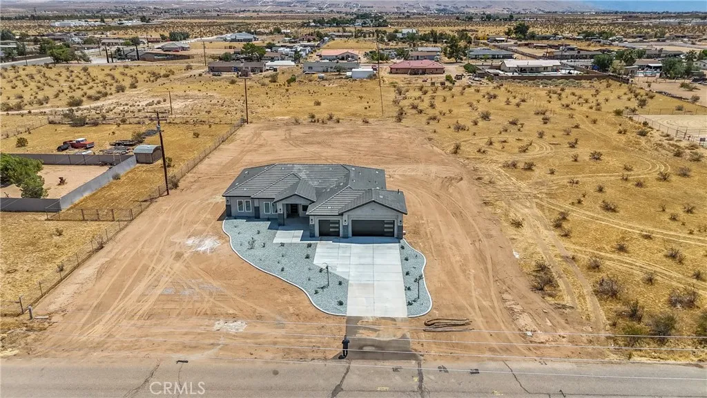 22819 Little Beaver Road, Apple Valley, CA 92308 - Photo 4 of 41, Apple Valley, CA