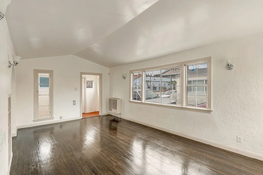 1515 E Walnut Way, Long Beach, CA 90813 - Photo 5 of 27, Long Beach, CA