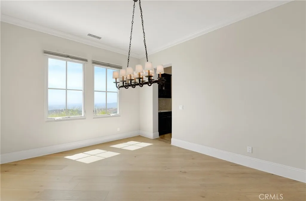 https://cdn.realtyfeed.com/cdn/127/306771736/3c2deb52ad435175ce349961fece71bd.webp