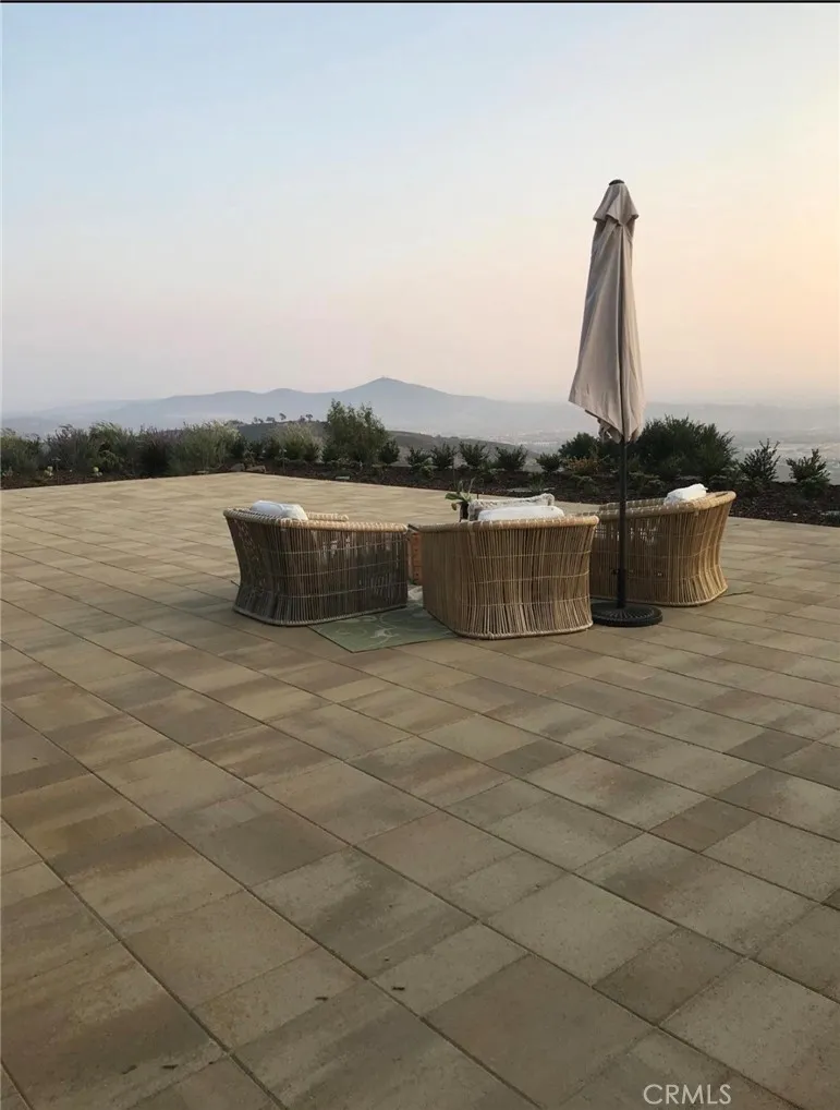 18148 Avnda Orilla, Rancho Santa Fe, CA 92067 - Photo 2 of 12, Rancho Santa Fe, CA