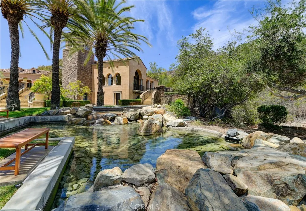 https://cdn.realtyfeed.com/cdn/127/306771736/c066d1d20fe05194bb6dc55a3a6fba90.webp