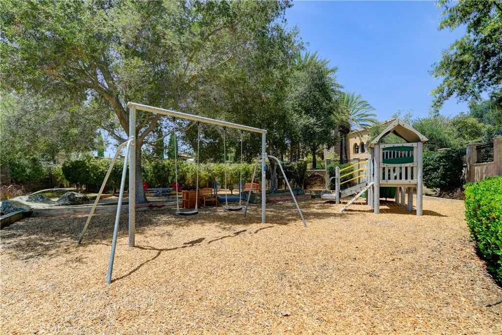 https://cdn.realtyfeed.com/cdn/127/306771736/c7ab701dbb07f4a43f9f1e5b6e9e74a2.webp