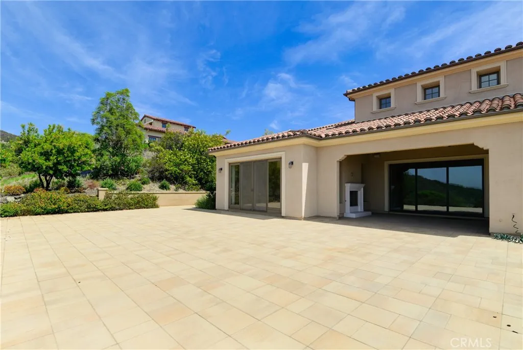 https://cdn.realtyfeed.com/cdn/127/306771736/f21644f3e04305acb8baa699e1d1d6dc.webp
