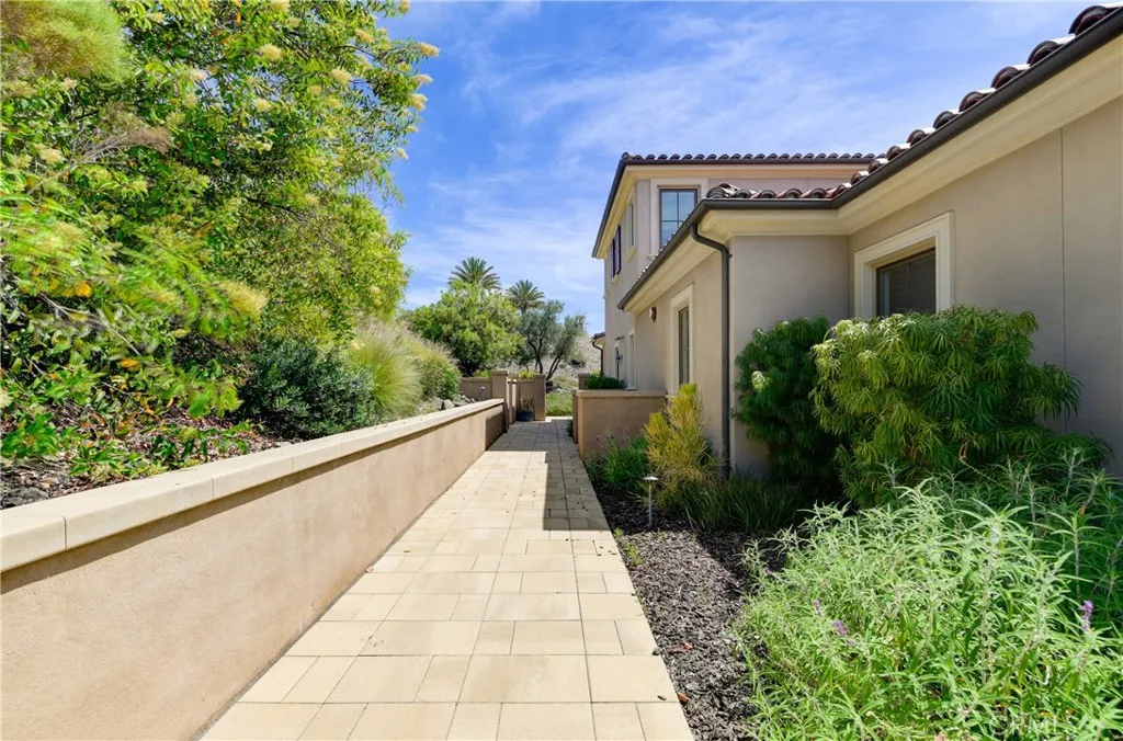 https://cdn.realtyfeed.com/cdn/127/306771736/f90837c40ca68c047b24874fa5548f9a.webp