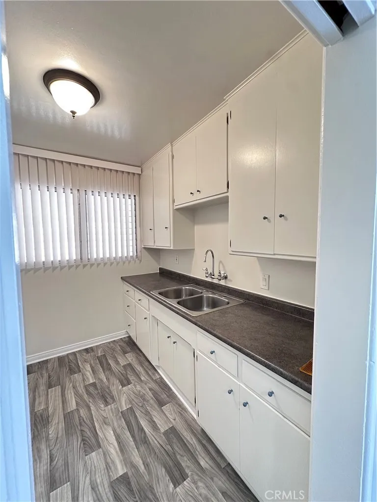 13520 Rye Street, Sherman Oaks, CA 91423 - Photo 5 of 13, Sherman Oaks, CA