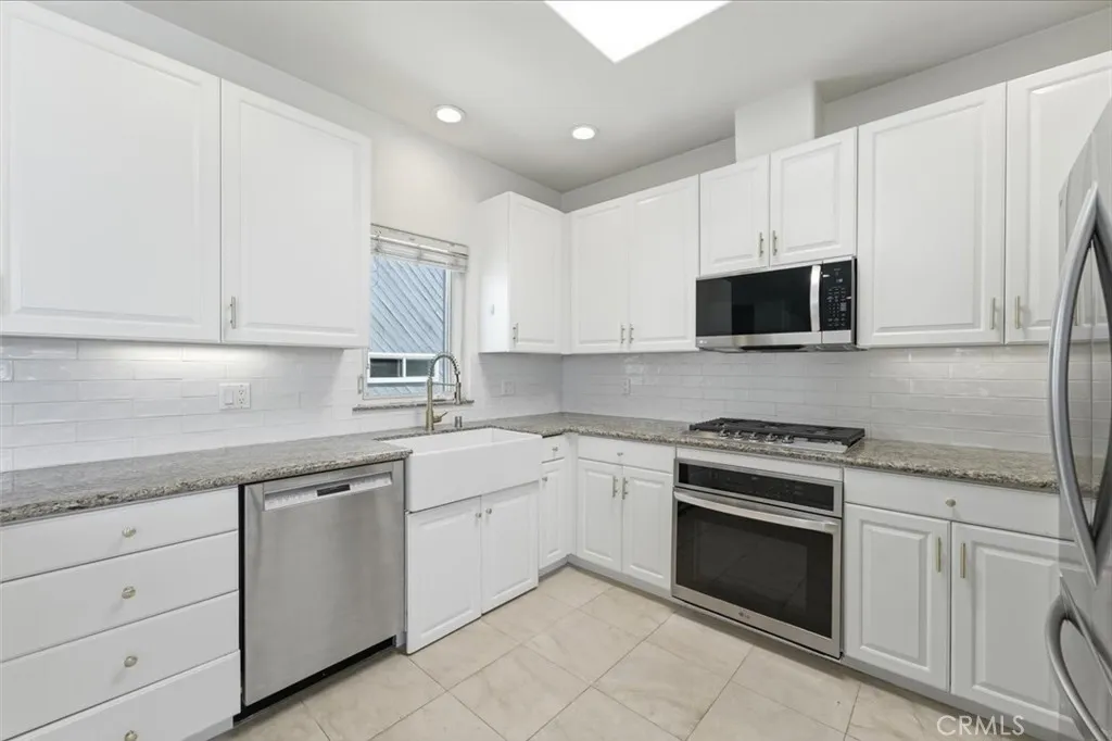 935 1st Street Unit B, Hermosa Beach, CA 90254 - Photo 5 of 50, Hermosa Beach, CA