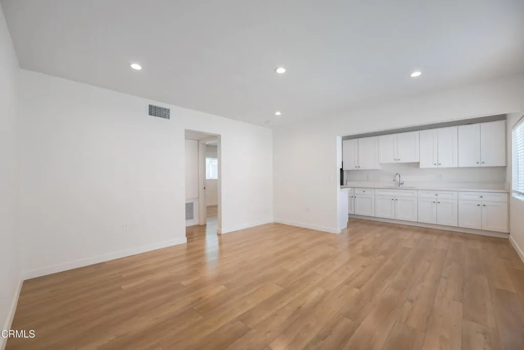 627 E Magnolia Boulevard Unit A, Burbank, CA 91501 - Photo 3 of 16, Burbank, CA