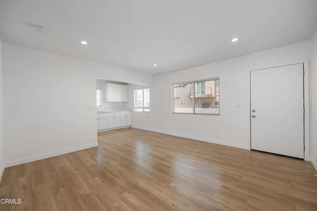 627 E Magnolia Boulevard Unit C, Burbank, CA 91501 - Photo 3 of 15, Burbank, CA