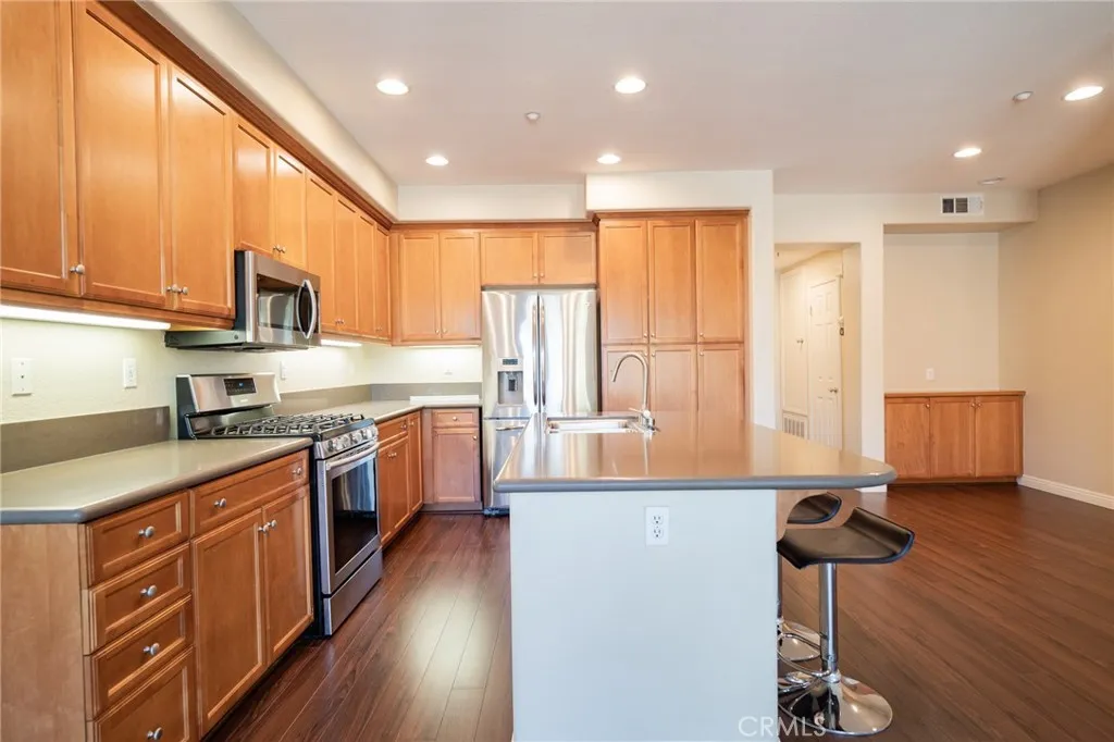 26 Vintage, Irvine, CA 92620 - Photo 2 of 15, Irvine, CA