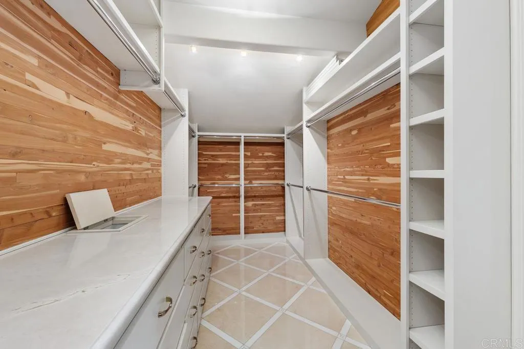 https://cdn.realtyfeed.com/cdn/127/306771824/220d7b5741ad1526a6a5eaf2917f27d7.webp