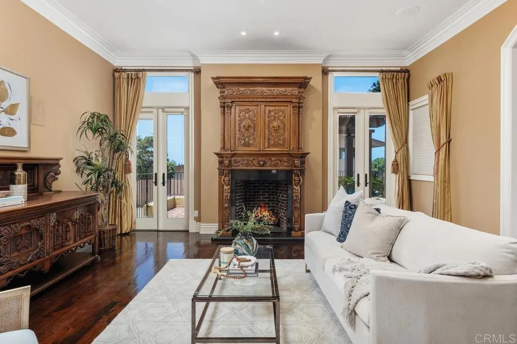 https://cdn.realtyfeed.com/cdn/127/306771824/bd4c13aa0d37c5f5aea2d45805ae5ad1.webp