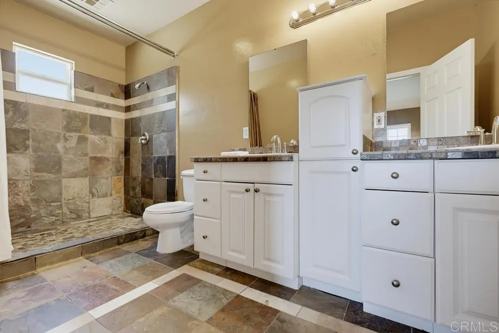 https://cdn.realtyfeed.com/cdn/127/306771843/220cd589c4cfa99cc60ac0bc919d19e4.webp