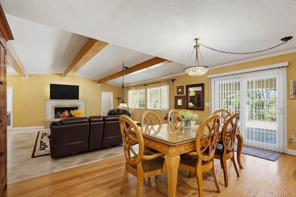 https://cdn.realtyfeed.com/cdn/127/306771843/76e503cdaf142de7f58b60befd759f01.webp