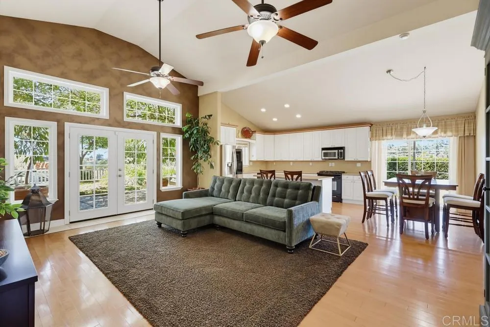 https://cdn.realtyfeed.com/cdn/127/306771843/f05ed7ddb8a16b1c601942a2886ad7f2.webp