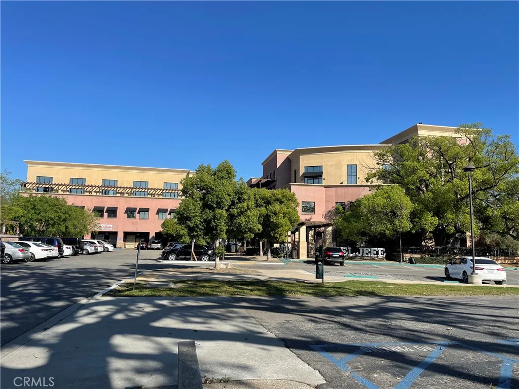101 W Mission Unit 305, Pomona, CA 91766 - Photo 2 of 9, Pomona, CA