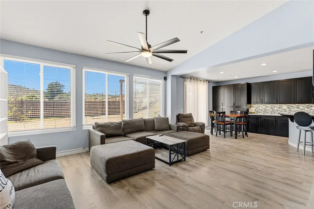 https://cdn.realtyfeed.com/cdn/127/306771883/6bed212463c8e06e09454f767a6fdae4.webp