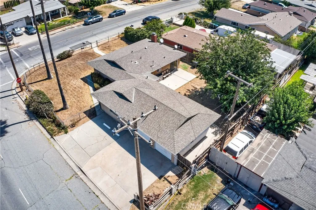 Banning, CA 92220