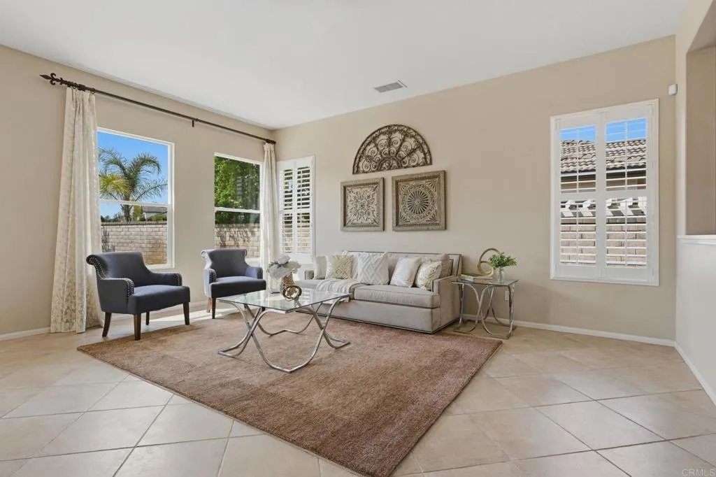 https://cdn.realtyfeed.com/cdn/127/306771886/7364f50c9c19c1a1df9104cf91f7559b.webp