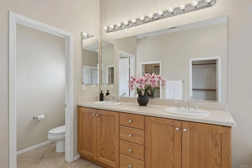 https://cdn.realtyfeed.com/cdn/127/306771886/804ab872758f1e88704e9d4ddcb1f427.webp