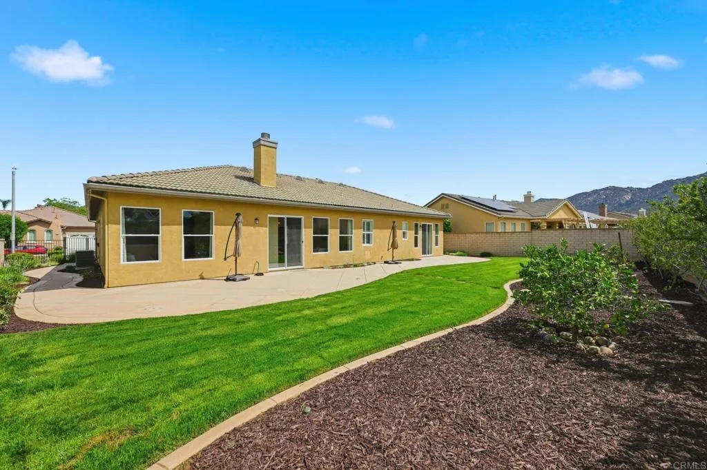 https://cdn.realtyfeed.com/cdn/127/306771886/923d84fcb4d3eb4e5695b65b38751ec1.webp
