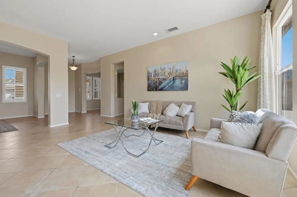 https://cdn.realtyfeed.com/cdn/127/306771886/cfcb2ac06d87463404b7e50e90c22d72.webp